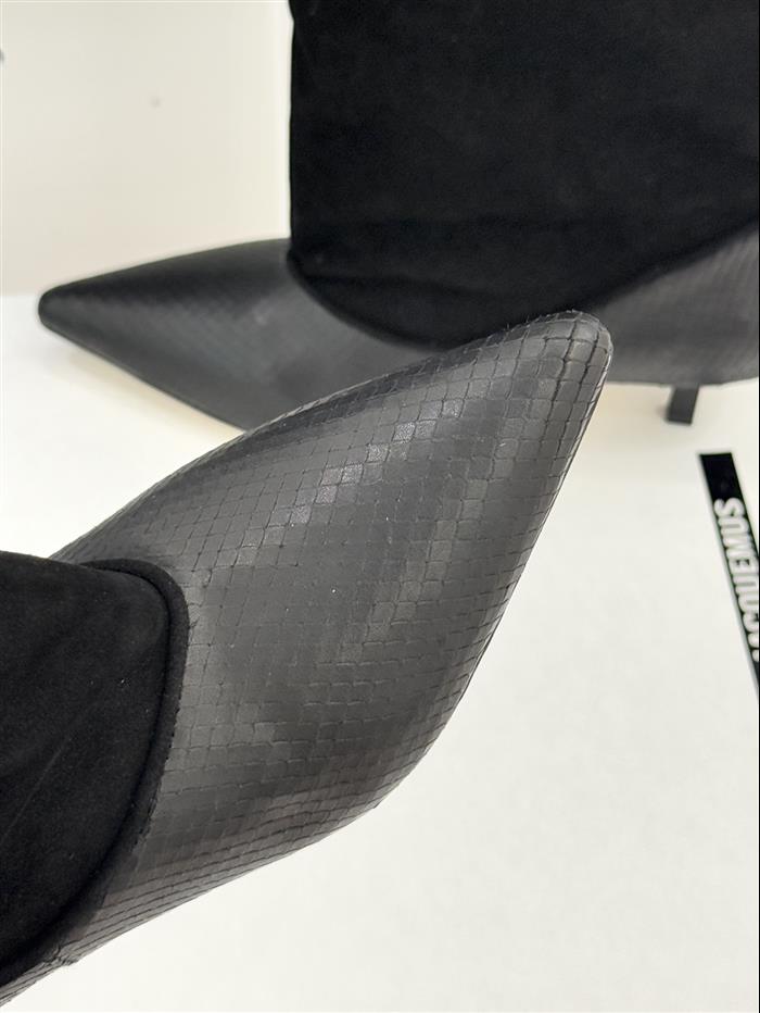 20251128174621149 400